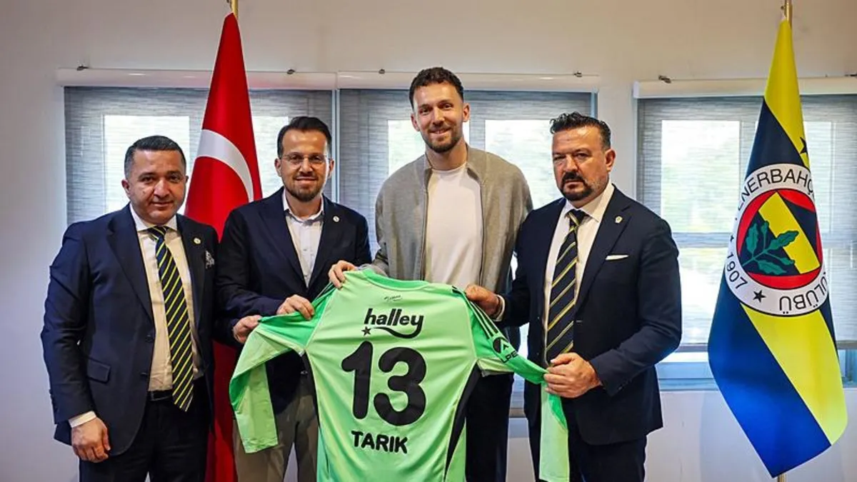 Fenerbahçe Tarık Çetin 3 yıllık sözleşme