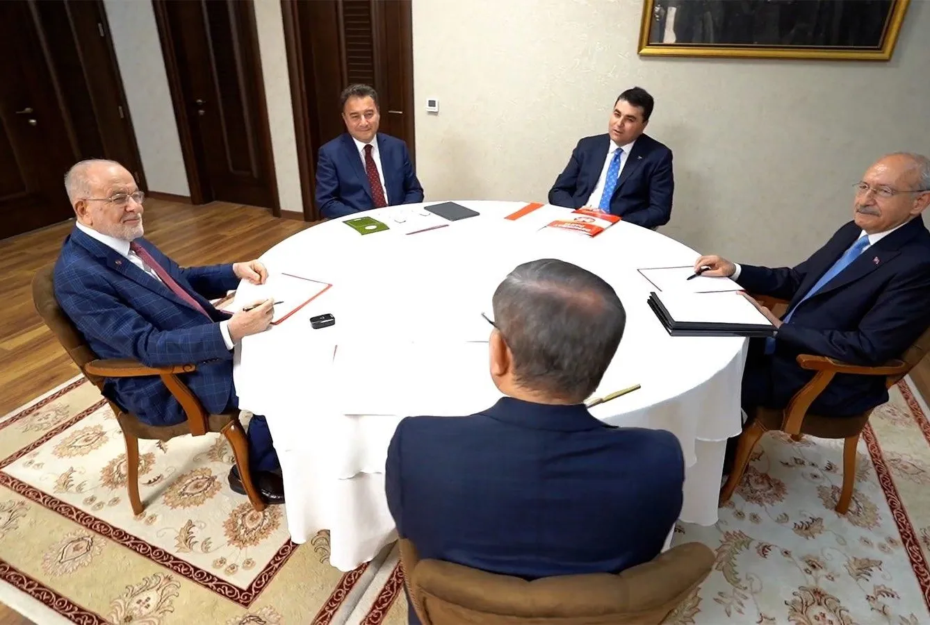 Millete hizmet değil devleti bölüşme koalisyonu!