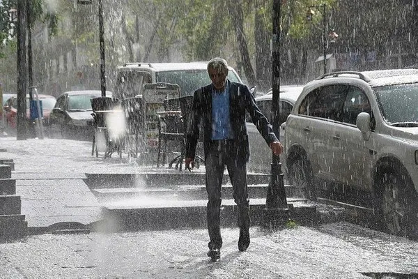 Meteoroloji'den tüm yurda sağanak yağış uyarısı-4