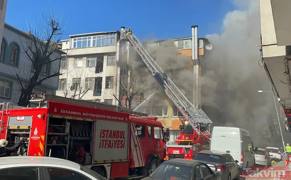 SON DAKİKA: İstanbul Güngören'de yangın: Patlamalar meydana geldi! Kaymakamlıktan flaş açıklama: Soruşturma başlatıldı - 25