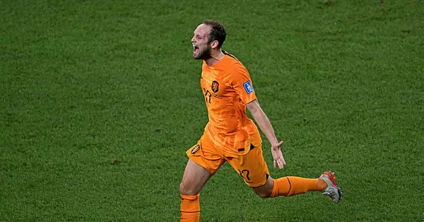 Son dakika Beşiktaş haberleri... Beşiktaş’ta sol bek Daley Blind çılgınlığı