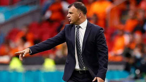 igor-angelovski-kimdir-nereli-igor-angelovski-hangi-takimlari-calistirdi-kariyeri-nasil-1625156873717.jpg Igor Angelovski hangi takımları çalıştırdı, kariyeri nasıl? Igor Angelovski kimdir, nereli?-4