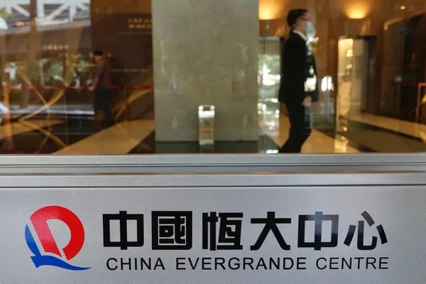 son-dakika-evergrande-yatirimcilara-odemeleri-yapamadi-dunya-ekonomisi-bunu-konusuyor-1638858920403.jpg SON DAKİKA: Evergrande yatırımcılara ödemeleri yapamadı! Dünya ekonomisi bunu konuşuyor-4