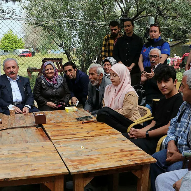 CHP’li Tekirdağ Belediyesi önce kovdu sonra aşağıladı: Size kahve yok bundan sonra. Siz hayatınızda bu markayı mı gördünüz?