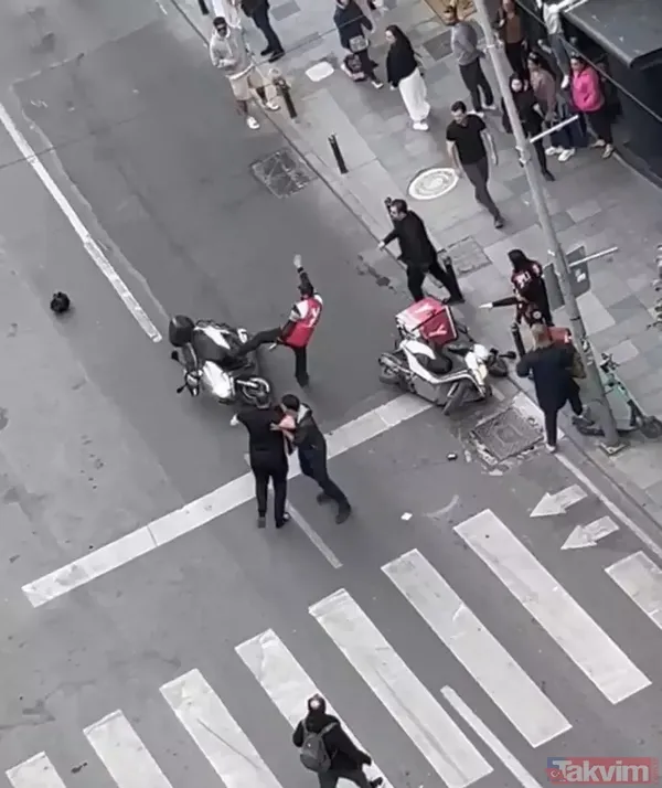 Nişantaşı'nda 'motorize' kavga! Polise aldırış etmediler tekme tokat birbirlerine girdiler - 6