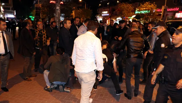 Ankara'da 'Barış Pınarı Harekatı'nı protesto eden HDP'lilere gözaltı!