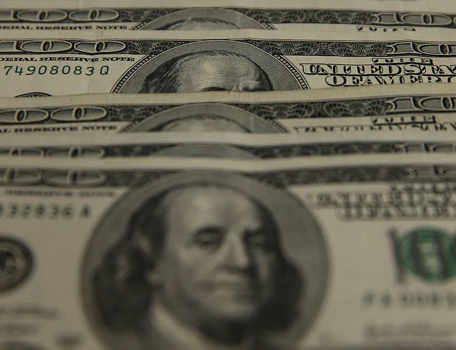 Dövizini TL’ye çevirene vergi istisnası!