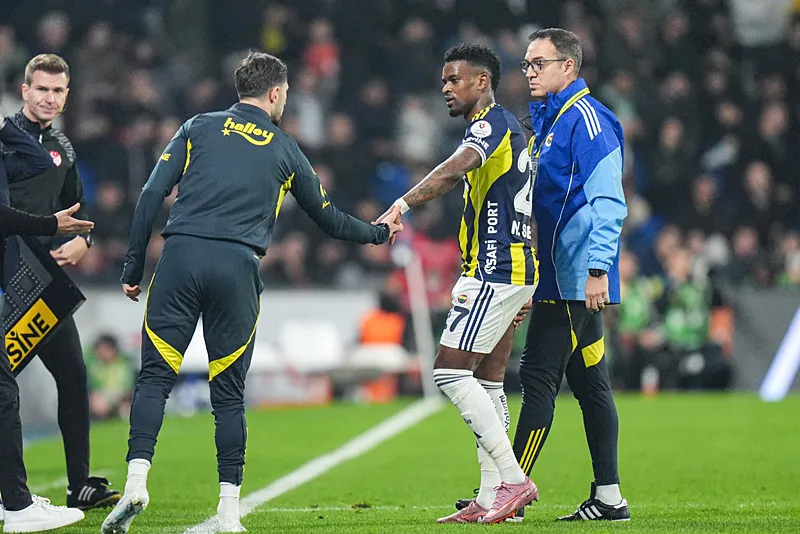 Fenerbahçe yeni askerini buldu! Transfer Manchester United'dan gelecek - 7