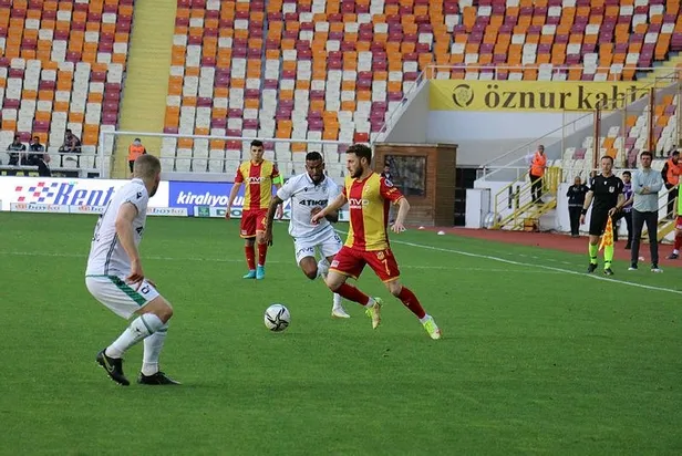 yeni-malatyaspor-2-3-ittifak-holding-konyaspor-mac-sonucu-1650815182346.jpeg Yeni Malatyaspor 2-3 İttifak Holding Konyaspor | MAÇ SONUCU-3