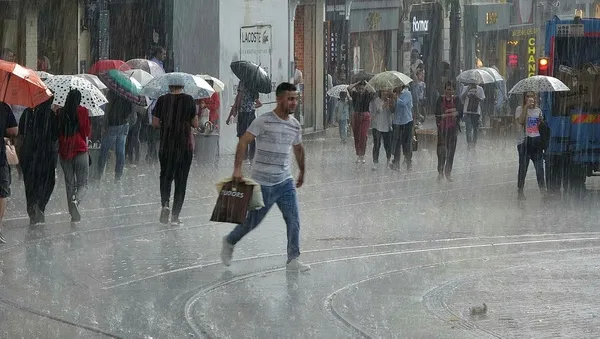 Meteoroloji'den İstanbul, Marmara ve Trakya'da kuvvetli yağış uyarısı-6