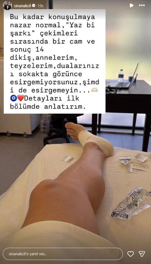 sinan-akcil-ayagina-tam-14-dikis-atildi-dua-istedi-1780555037239.jpg Sette korkutan kaza! Ünlü popçu Sinan Akçıl sedyeden paylaştı: Tam 14 dikiş atıldı-3