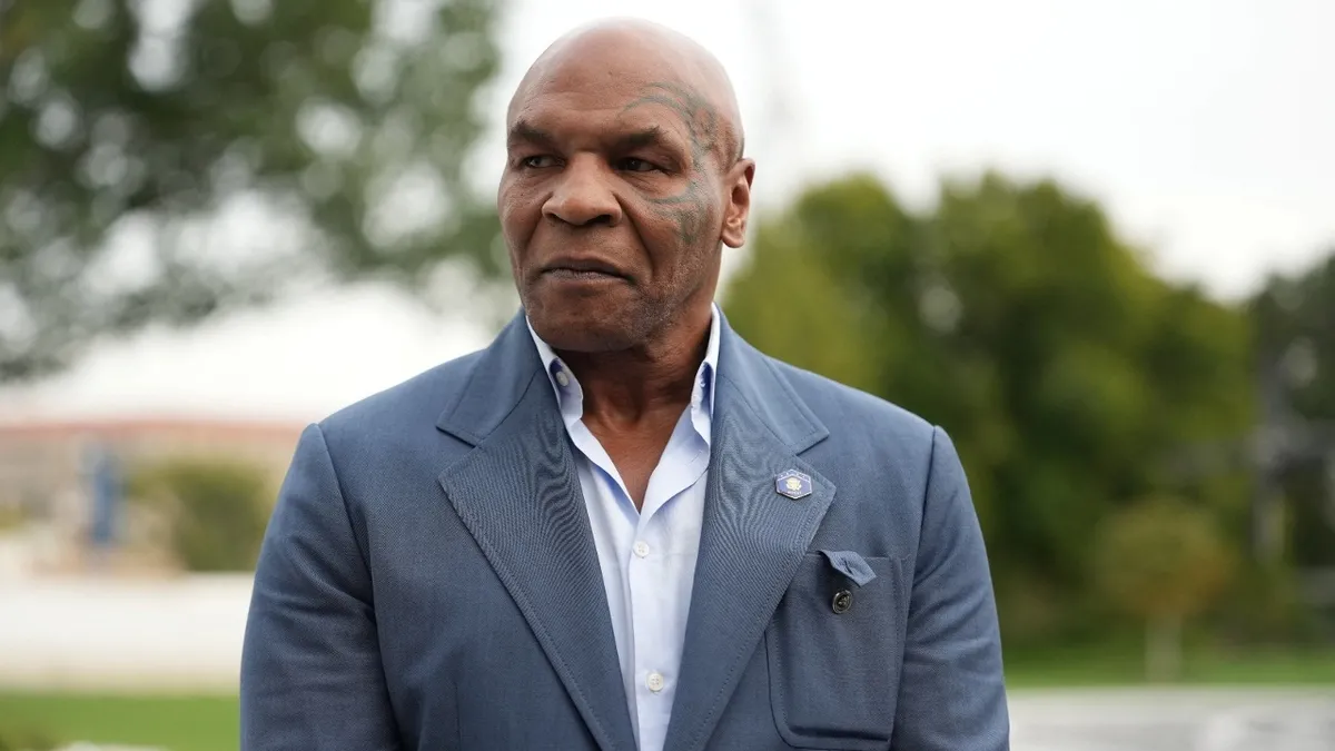 mike-tyson-istanbula-geldi-turk-dizisinde-oynayacak-1793021461350.jpg Mike Tyson ailesiyle İstanbul'a geldi: Efsane boksörün Türkiye'ye geliş nedeni ve yeni projesi ortaya çıktı-7