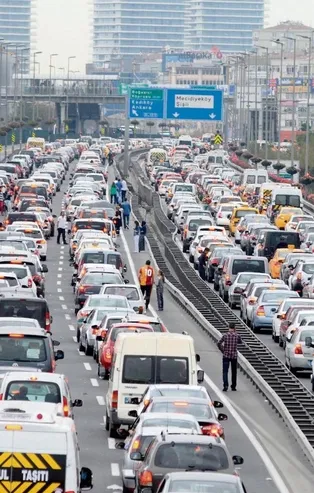 Milyonlarca sürücü için son 10 gün! Teste girmeyene ceza kapıda