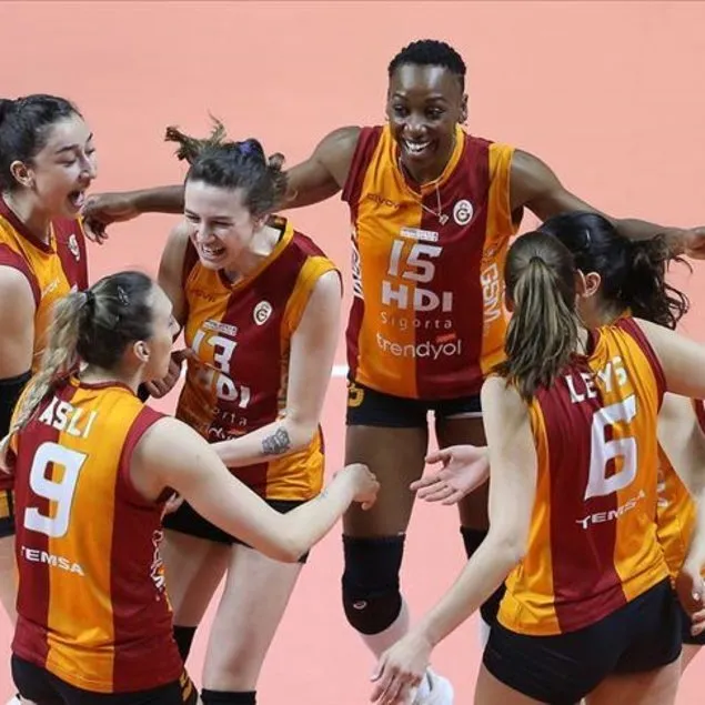 Cimbom’dan erken veda