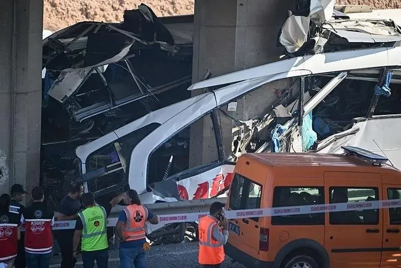 Ankara'daki otobüs kazasında hayatını kaybedenlerin sayısı 11'e yükseldi! Ölenlerin kimlikleri belli oldu-3