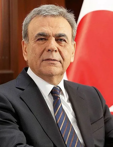 Aziz Kocaoğlu, İzmir'i değil Körfez'i yeşil yaptı-7