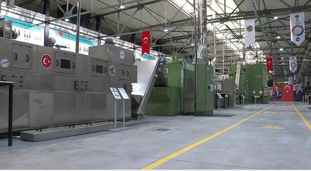 Savunma sanayisindeki millileşmede önemli adım: Yeni üretim hattı Gazi Fişek Fabrikası'nda hizmete girdi-8