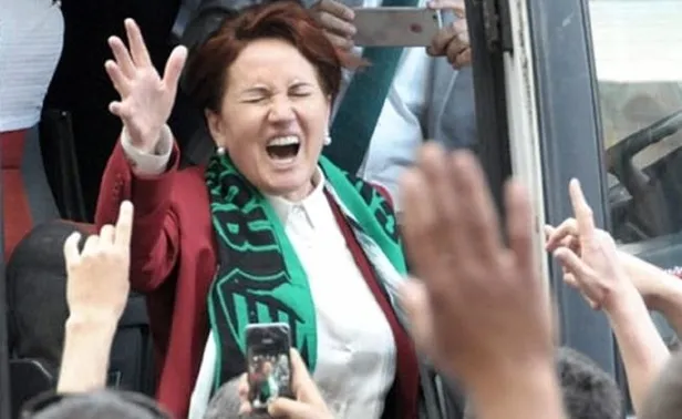 chp-ve-iyi-partiden-kirli-tezgah-kuyumcudaki-provokatorun-kemal-kilicdaroglu-ile-fotografi-cikti-1622572242643.jpeg CHP ve İYİ Parti'den kirli tezgah! Kuyumcudaki provokatör Reşat Kayman'ın Kemal Kılıçdaroğlu ile fotoğrafı çıktı-8