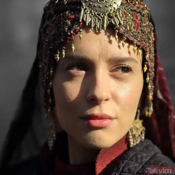 Kuruluş Osman'ın Yiğit Bey'i Mustafa Kırantepe’nin gönlü bakın hangi oyuncuda! Meğer 8 yıl önce evlenmişler... - 19