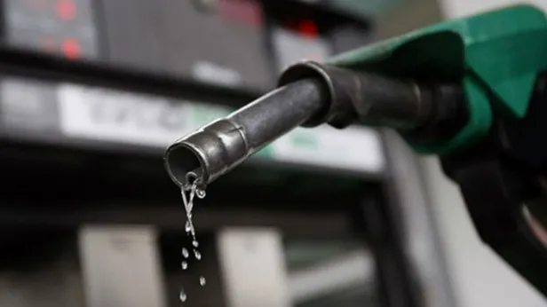 Motorine zam var mı? 19 Mayıs Perşembe benzin ve motorine zam mı geldi? İstanbul, Ankara, İzmir güncel akaryakıt fiyatları...-4