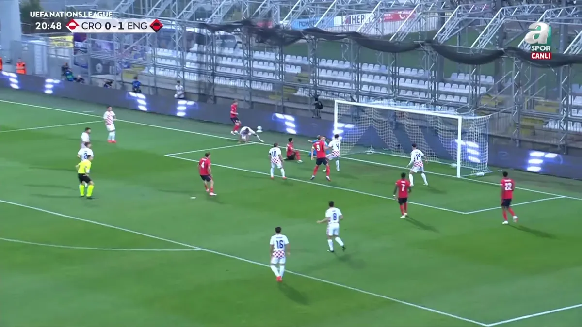 Uluslar Ligi: Jude Bellingham sahneye çıktı! İngiltere Hırvatistan karşısında 2-0 önde