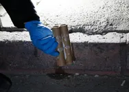 Adanada hareketli saatler! Otomobilin altına bırakılmış 3 adet EYP bulundu