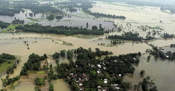 Hindistan'daki selde ölü sayısı 136'ya çıktı