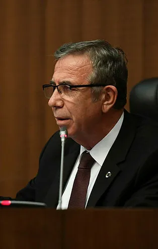 CHP'nin Ankara Büyükşehir Belediye Başkanı Mansur Yavaş'tan belediye şirketlerine operasyon