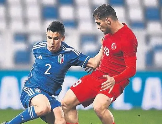 Ümit milliler pes etmedi