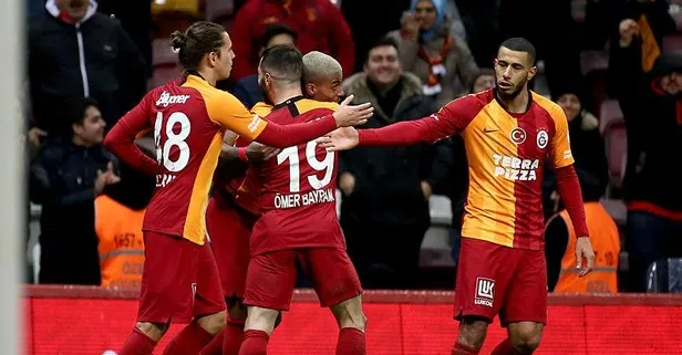 Galatasaray, Çaykur Rizespor'u devirerek çeyrek finale yükseldi