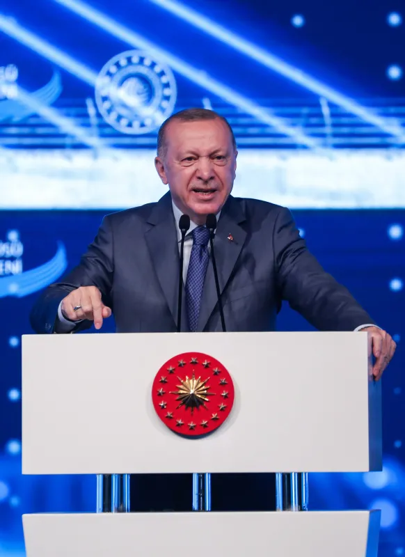son-dakika-baskan-recep-tayyip-erdogan-ak-parti-ile-chpnin-hizmetlerini-kiyasladi-kanal-istanbul-cesme-takma-toreni-degil-1624712177725.jpg