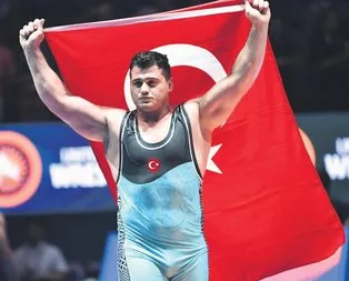 Gurur ’Rıza’sı