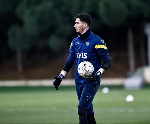 Fener’de Altay Bayındır krizi! İşte sözleşme pazarlığındaki son durum-7