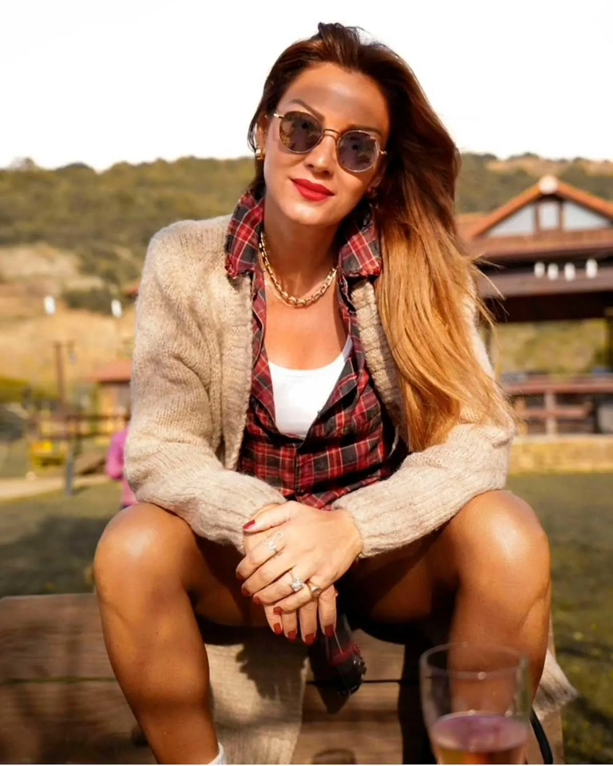 Kağıt üzerinde hala evliler! Uğur Yücel'in 42 yıllık eşi bakın hangi oyuncu çıktı! - 62