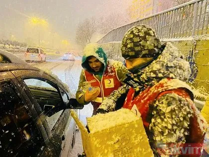 HAVA DURUMU | İstanbul’da kar yağışı devam edecek mi? İstanbul için yeni kar uyarısı: Akşam dedik ama...