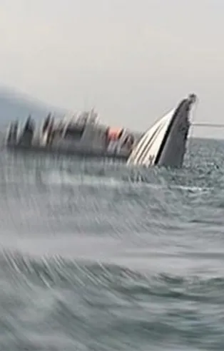 Nijerya'da yolcu taşıyan tekne battı: 21 ölü