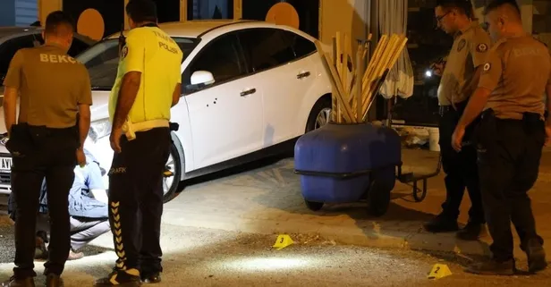 Adana'da bir oto galeriye uzun namlulu silahla saldırı!