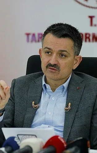 Bekir Pakdemirli: Yeterli gıda stoğumuz var