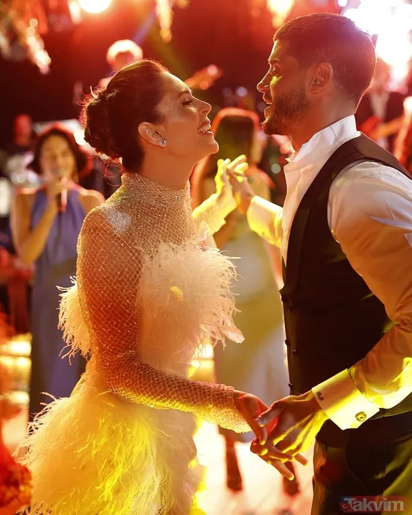 Berk Oktay ve Yıldız Çağrı Atiksoy’dan düşman çatlatan poz! - 9