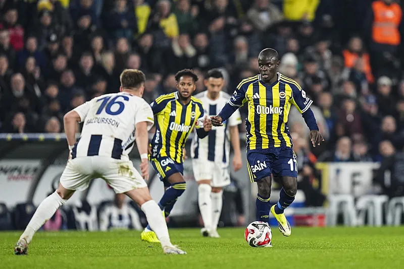 Yarıştan kopmak yok! Fenerbahçe'nin Antalyaspor maçı muhtemel 11'i - 4