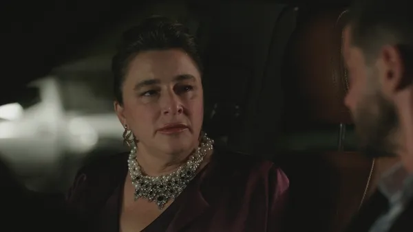 elif-gercekleri-ogreniyor-bir-kucuk-gun-isigi-11-bolum-fragmani-yayinlandi-gunes-dilanin-kizi-1667858160654.jpg Elif gerçekleri öğreniyor! Bir Küçük Gün Işığı 11. bölüm fragmanı yayınlandı: “Güneş, Dila’nın kızı”-5