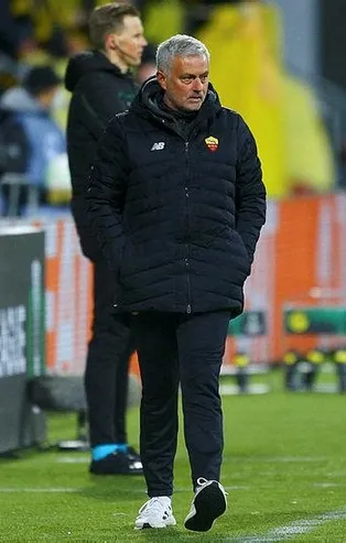 Türkiye'den Avrupa'ya kaç takım katılacak? UEFA Avrupa Konferans Ligi'ndeki Bodo/Glimt-Roma maçı sonrası şok!