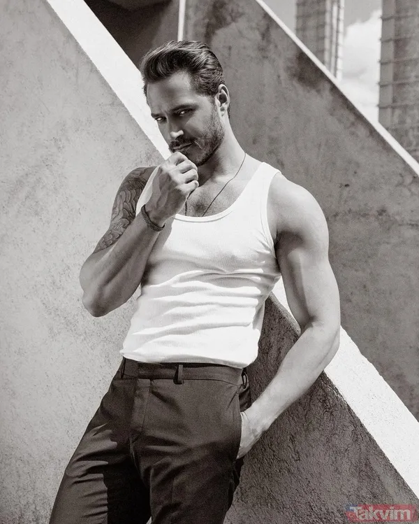 2 yıl aynı yastığa baş koydu! Ben Bu Cihana Sığmazam'ın Ateş'i Burak Çelik’in eski eşi bakın kim çıktı! Meğer ünlü oyuncuyla... - 19