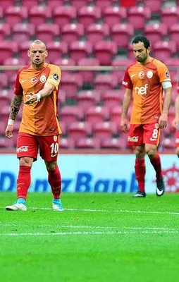 Galatasaray Arena'da dağıldı