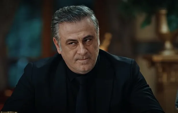 edhoda-bastan-asagi-degisiyor-flas-yeni-sezon-karari-o-sure-zarfinda-ekranlarda-olmayacak-1609777527287.jpg EDHO'da baştan aşağı değişiyor flaş yeni sezon kararı! O süre zarfında ekranlarda olmayacak-4