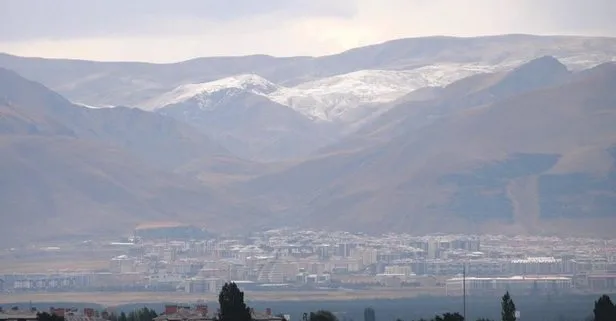 Erzurum’a ilk kar