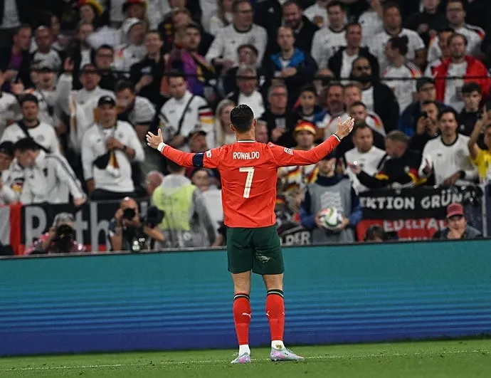 Ronaldo’dan 937. Gol