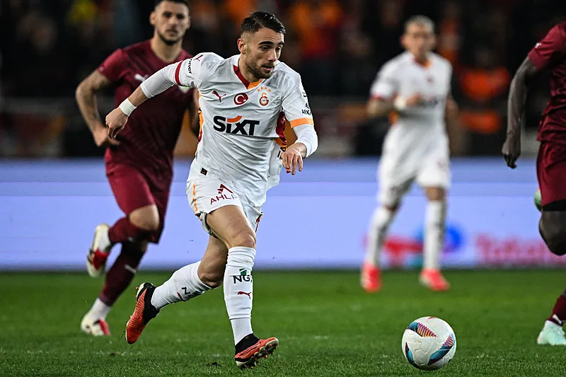 Okan Buruk'tan orta saha kararı! Dinamo Kiev maçı 11'i belirlendi - 4