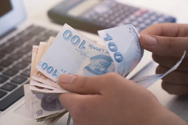 emeklilik-yasiniz-degisiyor-hemen-tabloya-bakin-2000-2008-arasi-ve-sonrasi-icin-yeni-emeklilik-sistemi-hazirla-1694867799717.jpg 2000 2008 arası ve sonrası için yeni emeklilik sistemi hazırlandı! Emeklilik yaşınız değişiyor hemen tabloya bakın-3