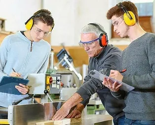 Staj yapan gence 631 TL